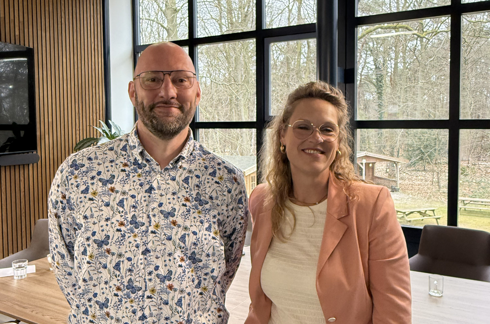 Portret van Ricardo en Astrid, gasten bij onze podcast