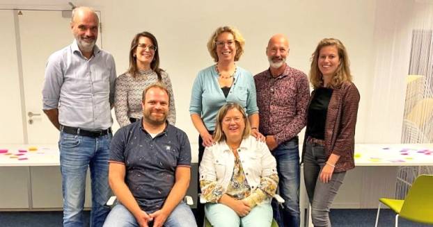 Trainers en enkele deelnemers van de eerste groep van ZonMw